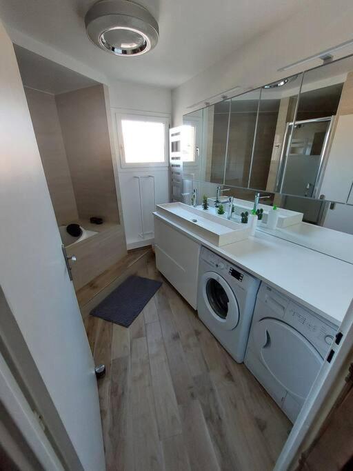 Le Cosy-Chic - T3 Balneo A Villeurbanne / Lyon Luaran gambar